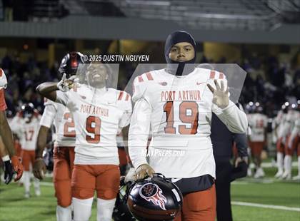 Thumbnail 1 in College Station vs. Port Arthur Memorial (UIL Football 5A D1 Regional Semifinal) photogallery.