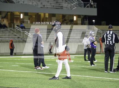 Thumbnail 1 in College Station vs. Port Arthur Memorial (UIL Football 5A D1 Regional Semifinal) photogallery.