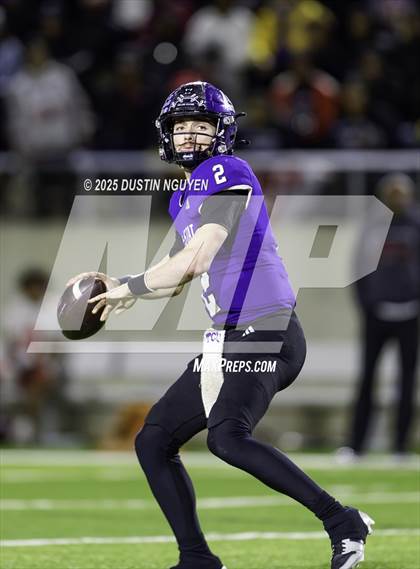 Thumbnail 3 in College Station vs. Port Arthur Memorial (UIL Football 5A D1 Regional Semifinal) photogallery.