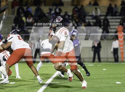 Thumbnail 3 in College Station vs. Port Arthur Memorial (UIL Football 5A D1 Regional Semifinal) photogallery.