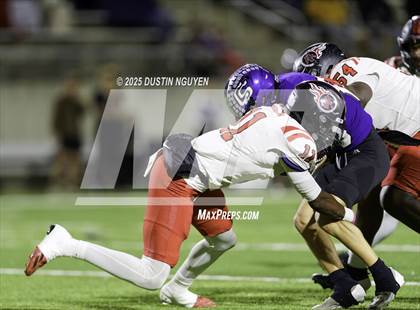 Thumbnail 1 in College Station vs. Port Arthur Memorial (UIL Football 5A D1 Regional Semifinal) photogallery.