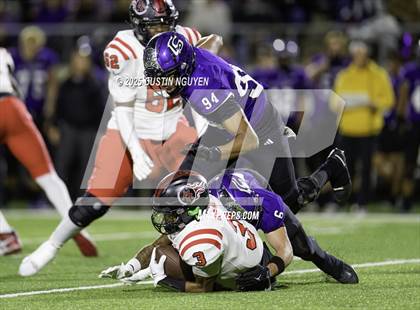 Thumbnail 1 in College Station vs. Port Arthur Memorial (UIL Football 5A D1 Regional Semifinal) photogallery.