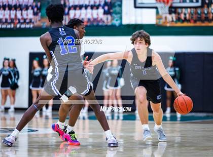 Thumbnail 2 in Covington Catholic @ Trinity photogallery.