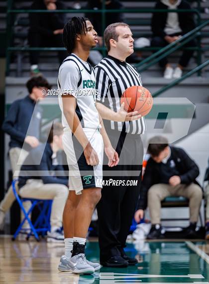 Thumbnail 2 in Covington Catholic @ Trinity photogallery.