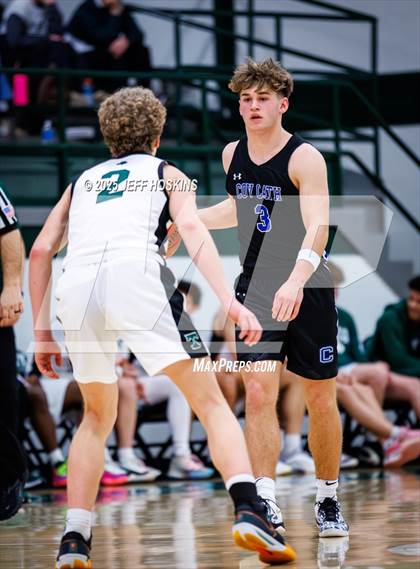 Thumbnail 3 in Covington Catholic @ Trinity photogallery.