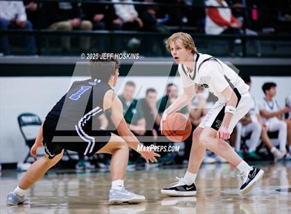 Thumbnail 2 in Covington Catholic @ Trinity photogallery.