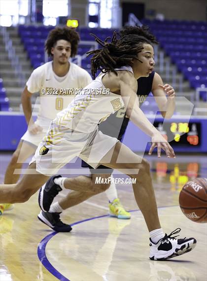 Thumbnail 2 in O'Connor vs. Brennan photogallery.