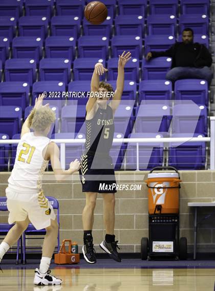Thumbnail 3 in O'Connor vs. Brennan photogallery.