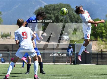 Thumbnail 3 in St. Michael's vs. Robertson photogallery.