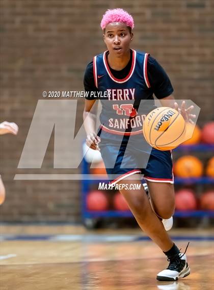Thumbnail 3 in Terry Sanford @ Westover photogallery.