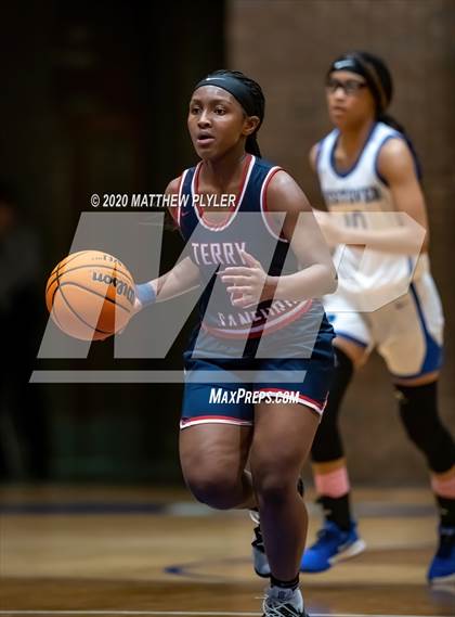 Thumbnail 2 in Terry Sanford @ Westover photogallery.