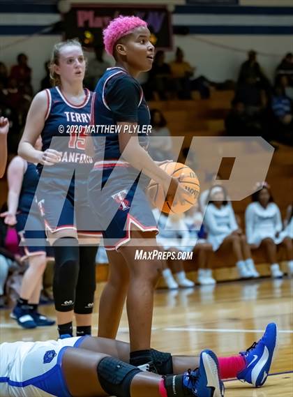 Thumbnail 1 in Terry Sanford @ Westover photogallery.