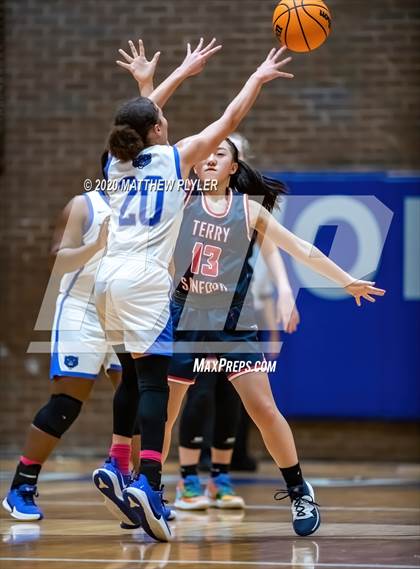 Thumbnail 1 in Terry Sanford @ Westover photogallery.