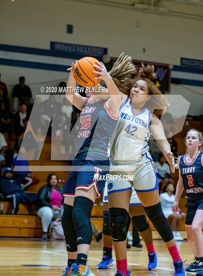 Thumbnail 2 in Terry Sanford @ Westover photogallery.