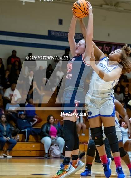 Thumbnail 3 in Terry Sanford @ Westover photogallery.