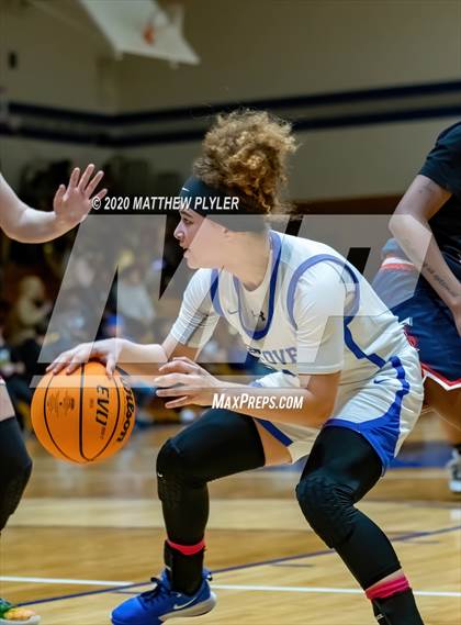 Thumbnail 2 in Terry Sanford @ Westover photogallery.