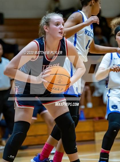 Thumbnail 1 in Terry Sanford @ Westover photogallery.