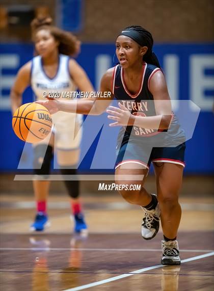 Thumbnail 3 in Terry Sanford @ Westover photogallery.