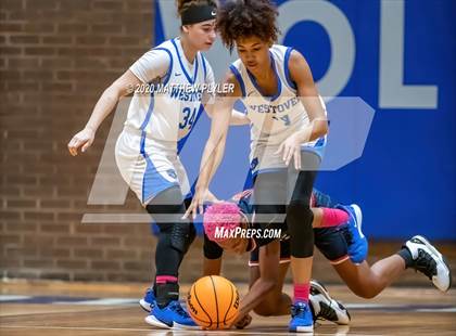 Thumbnail 2 in Terry Sanford @ Westover photogallery.