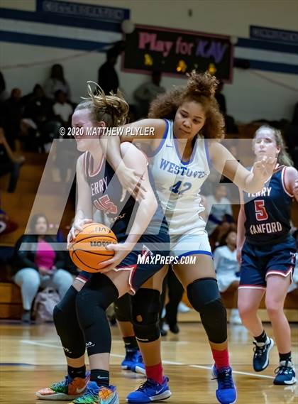 Thumbnail 1 in Terry Sanford @ Westover photogallery.