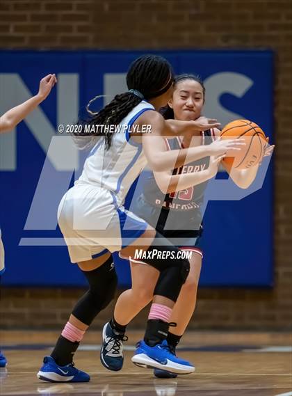 Thumbnail 2 in Terry Sanford @ Westover photogallery.