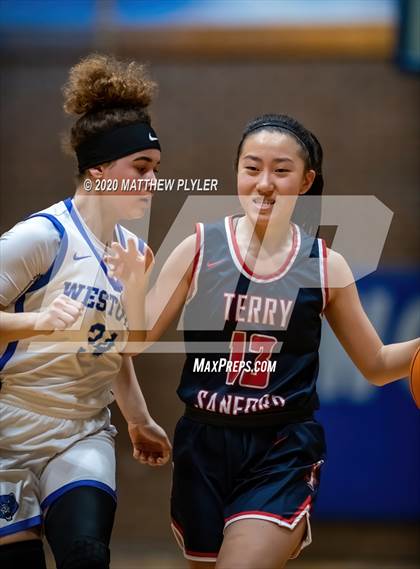 Thumbnail 1 in Terry Sanford @ Westover photogallery.