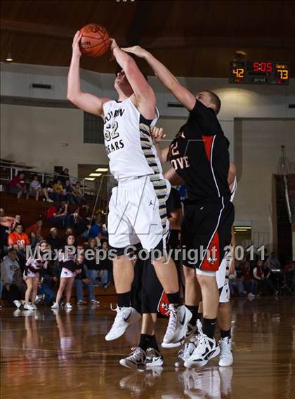 Thumbnail 2 in Beech Grove @ Shelbyville photogallery.