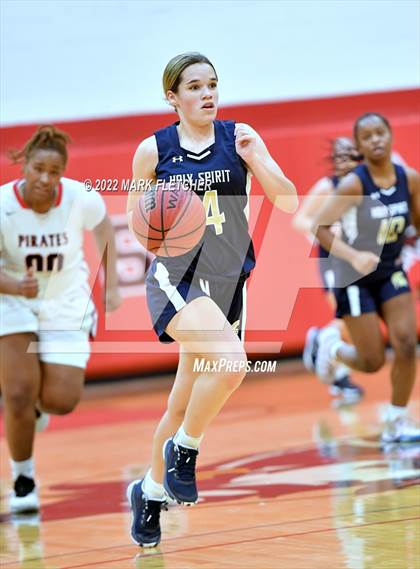 Thumbnail 2 in Holy Spirit @ Cinnaminson photogallery.