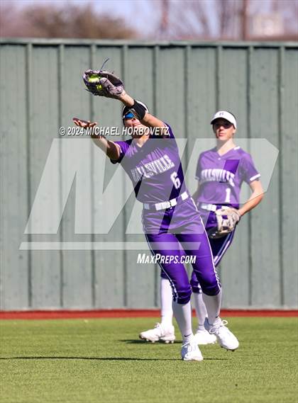 Thumbnail 2 in Wakeland vs. Hallsville (Allen Tournament) photogallery.