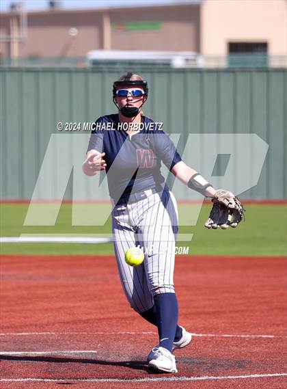 Thumbnail 2 in Wakeland vs. Hallsville (Allen Tournament) photogallery.