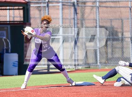Thumbnail 2 in Wakeland vs. Hallsville (Allen Tournament) photogallery.