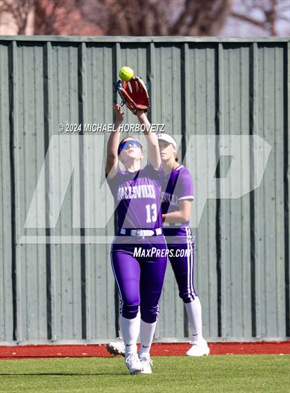 Thumbnail 3 in Wakeland vs. Hallsville (Allen Tournament) photogallery.