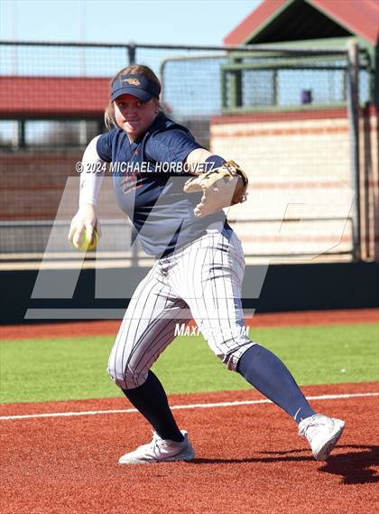 Thumbnail 3 in Wakeland vs. Hallsville (Allen Tournament) photogallery.