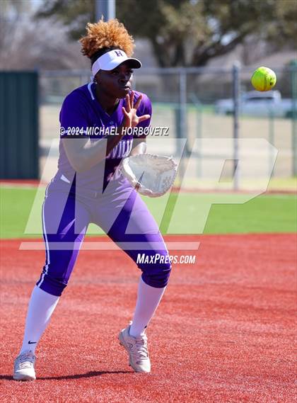 Thumbnail 1 in Wakeland vs. Hallsville (Allen Tournament) photogallery.