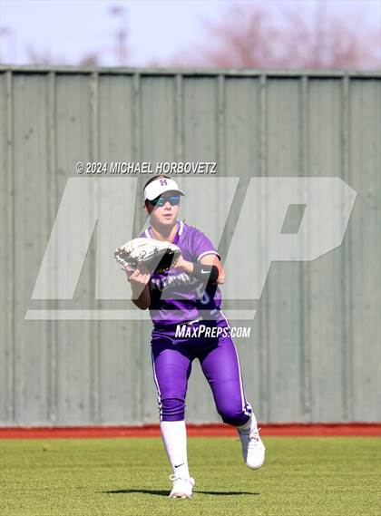 Thumbnail 3 in Wakeland vs. Hallsville (Allen Tournament) photogallery.