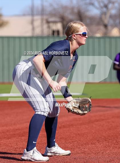 Thumbnail 1 in Wakeland vs. Hallsville (Allen Tournament) photogallery.