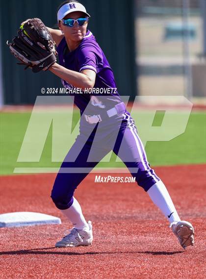 Thumbnail 3 in Wakeland vs. Hallsville (Allen Tournament) photogallery.