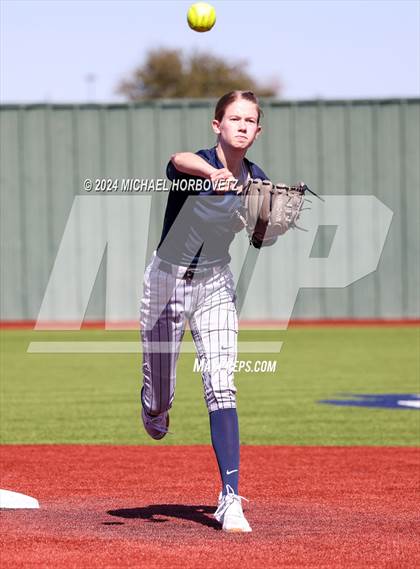 Thumbnail 2 in Wakeland vs. Hallsville (Allen Tournament) photogallery.