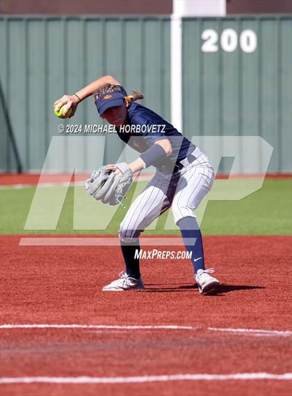 Thumbnail 1 in Wakeland vs. Hallsville (Allen Tournament) photogallery.