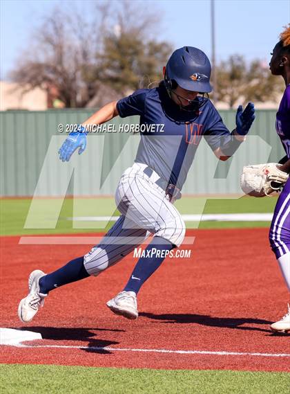 Thumbnail 1 in Wakeland vs. Hallsville (Allen Tournament) photogallery.