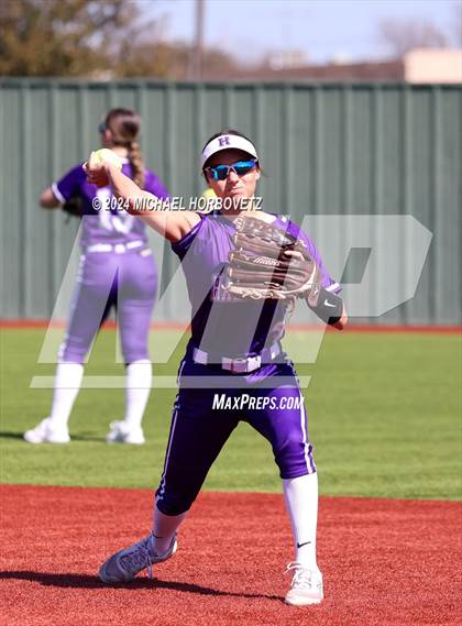 Thumbnail 1 in Wakeland vs. Hallsville (Allen Tournament) photogallery.
