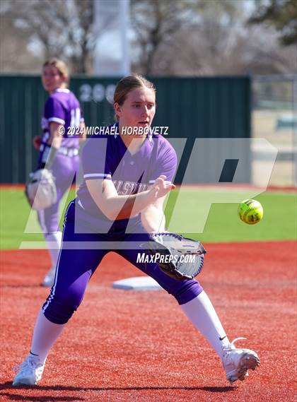 Thumbnail 3 in Wakeland vs. Hallsville (Allen Tournament) photogallery.