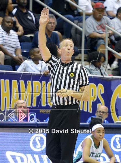 Thumbnail 2 in Mater Dei vs. St. Mary's (CIF State Open Division Final) photogallery.