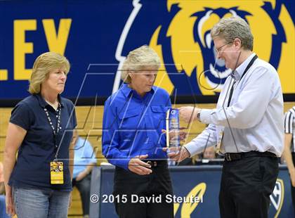 Thumbnail 2 in Mater Dei vs. St. Mary's (CIF State Open Division Final) photogallery.