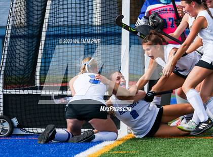 Thumbnail 2 in Rondout Valley vs. Hoosick Falls (NYPSHAA Class C Regional Final) photogallery.