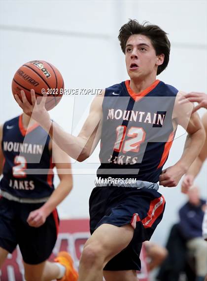 Thumbnail 3 in Mountain Lakes @ Morristown-Beard photogallery.