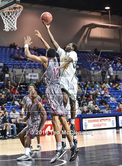 Thumbnail 3 in Mills University Studies vs Morrilton (AAA 5A Round 1 State Playoff) photogallery.