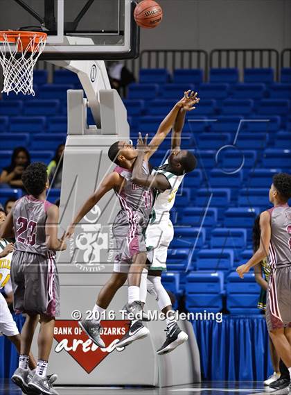Thumbnail 3 in Mills University Studies vs Morrilton (AAA 5A Round 1 State Playoff) photogallery.