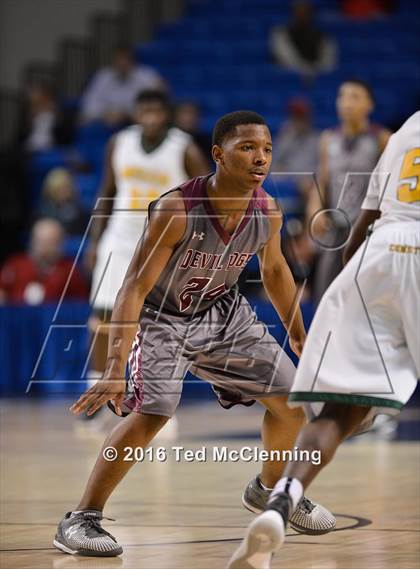 Thumbnail 1 in Mills University Studies vs Morrilton (AAA 5A Round 1 State Playoff) photogallery.