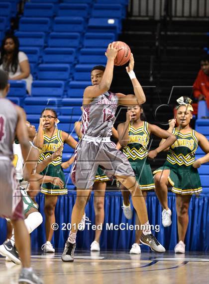 Thumbnail 2 in Mills University Studies vs Morrilton (AAA 5A Round 1 State Playoff) photogallery.
